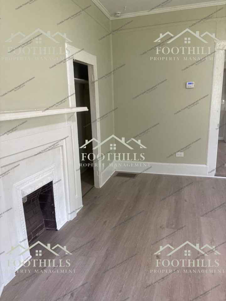 6 N Hammett St - Photo 2 of 8