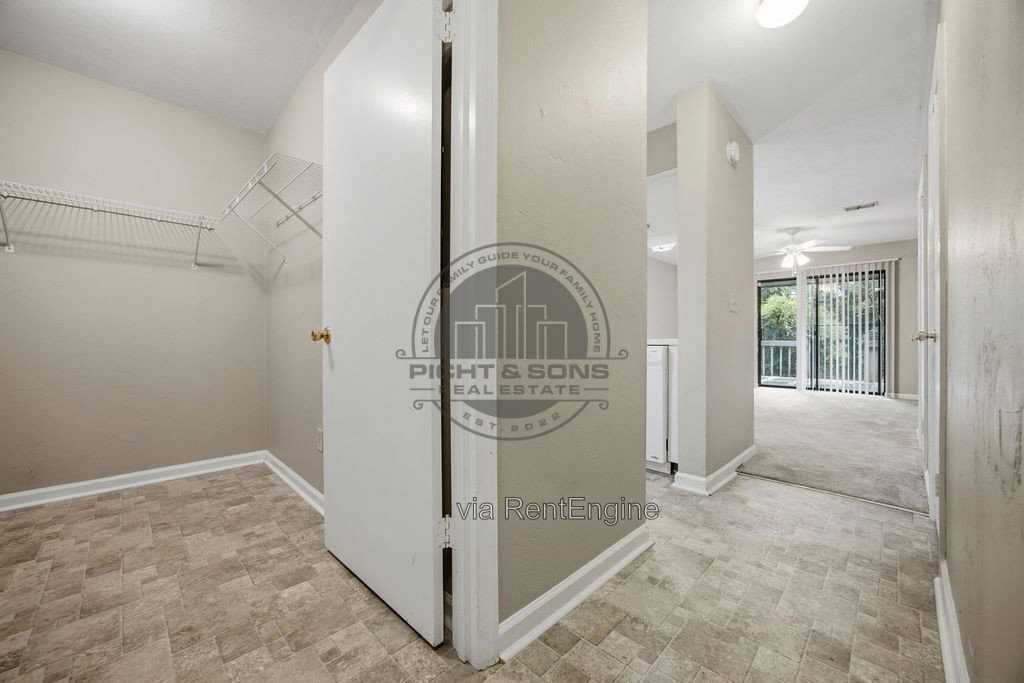 5487 Sombra Del Lago Dr - Photo 4 of 22