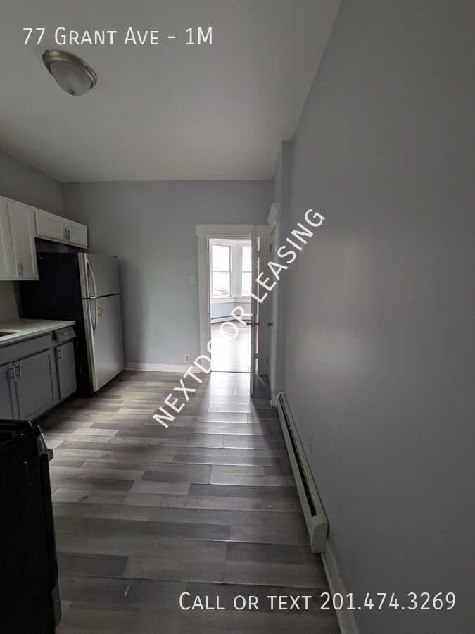 77 Grant Ave #1M - Photo 3 of 7