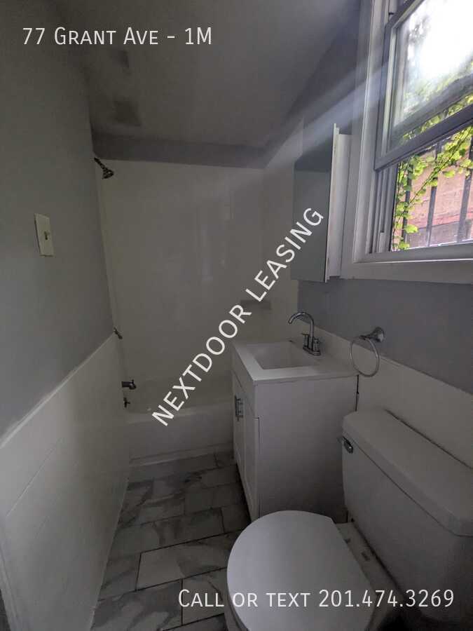 77 Grant Ave #1M - Photo 4 of 7