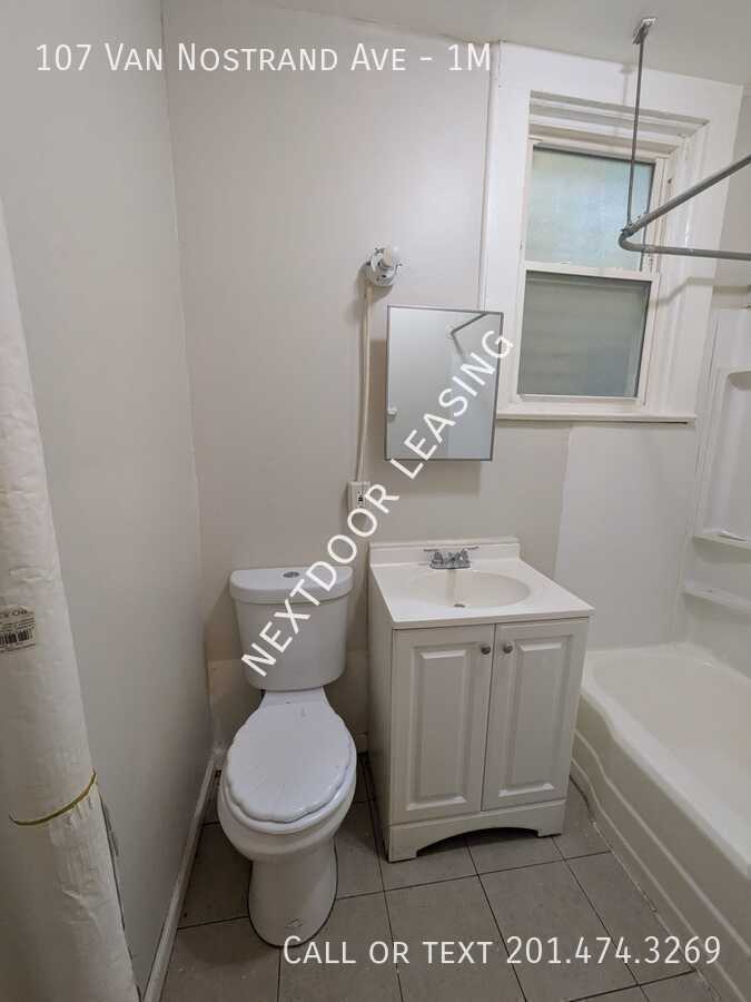 107 Van Nostrand Ave #1M - Photo 2 of 4