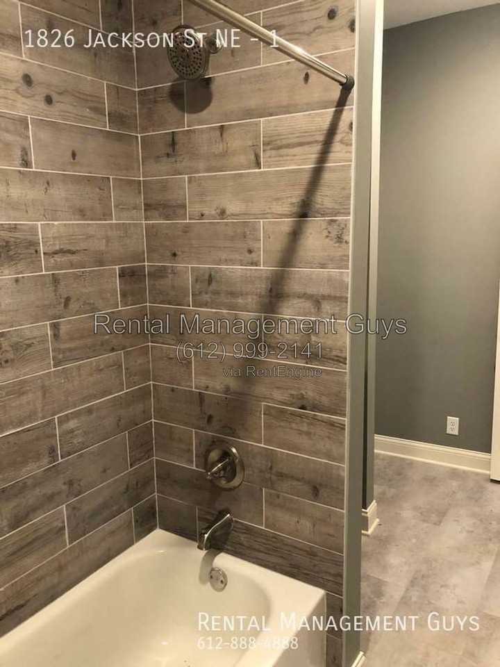1826 Jackson St Ne #1 - Photo 5 of 10