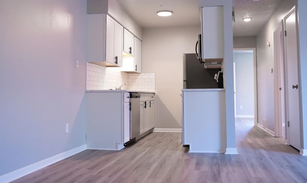 63 S 22nd Ave #A7 - Photo 2 of 9