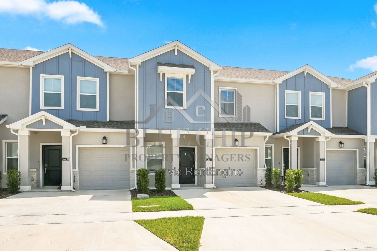 2634 Runners Cir - Photo 2 of 37