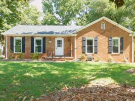 featured image of 2206 Dulaire Rd