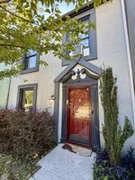 featured image of 2859 Wynterhall Rd Se