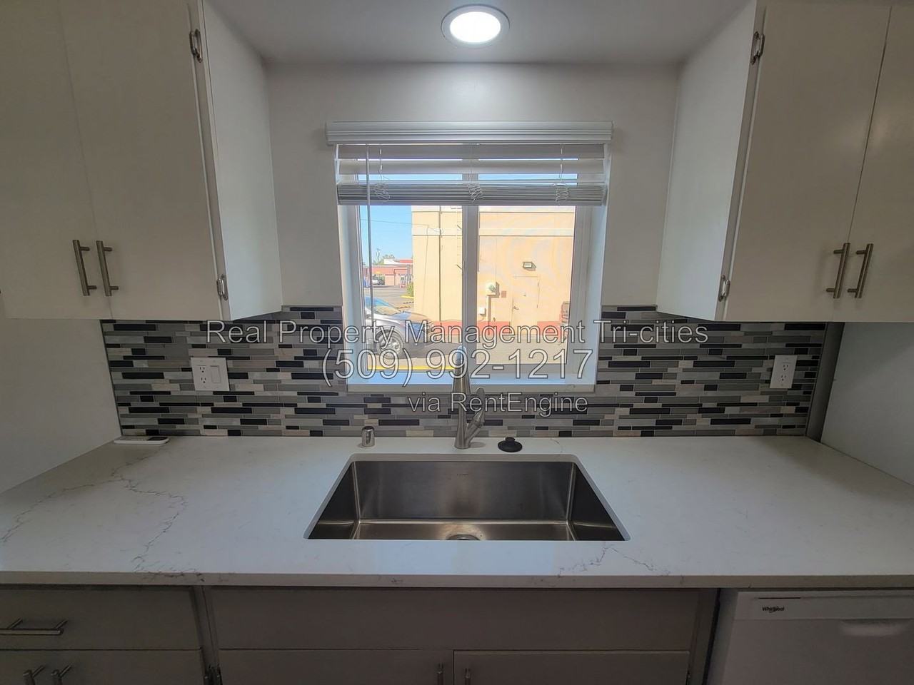 1817 W Cartmell St #107 - Photo 5 of 12