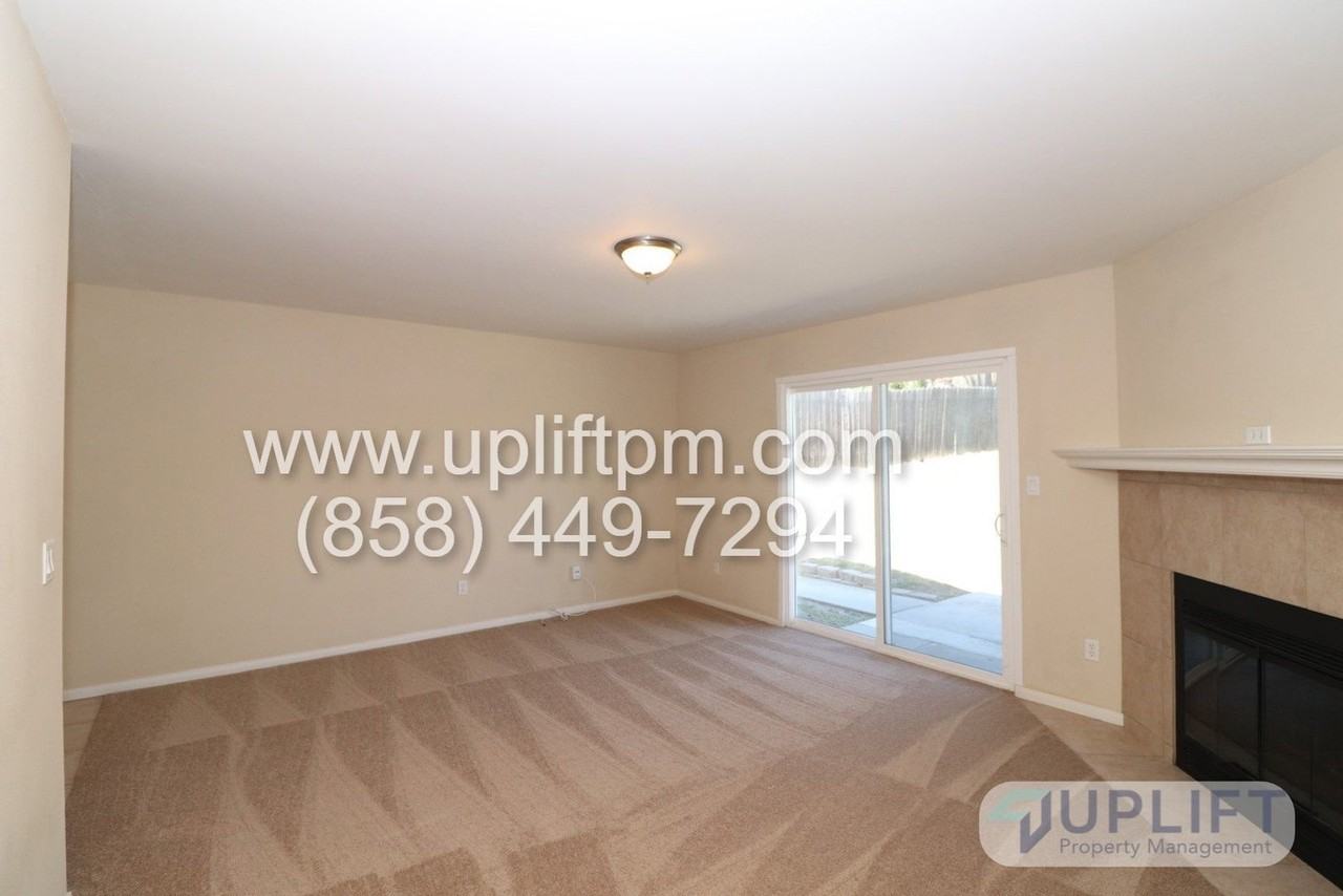 444 Foussat Rd - Photo 2 of 19