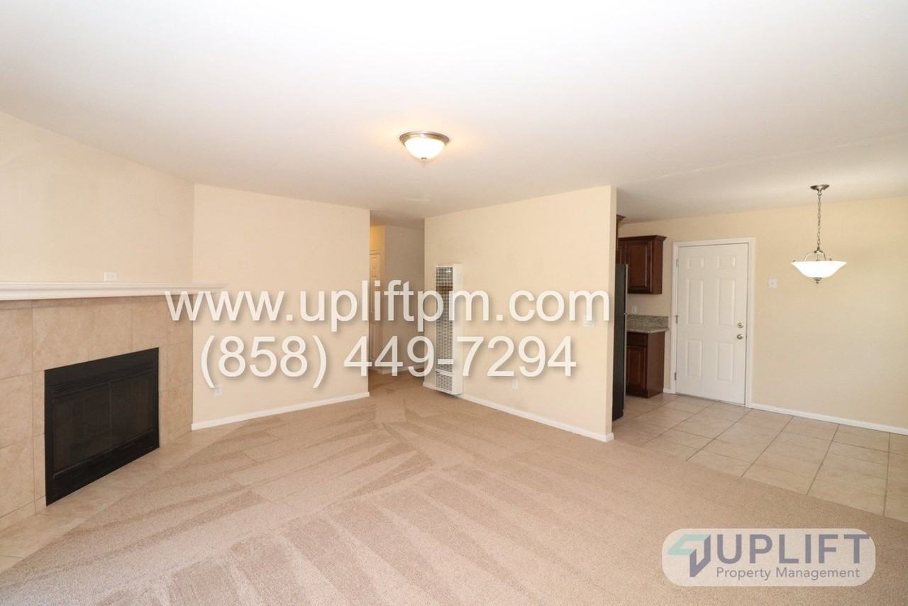 444 Foussat Rd - Photo 4 of 19