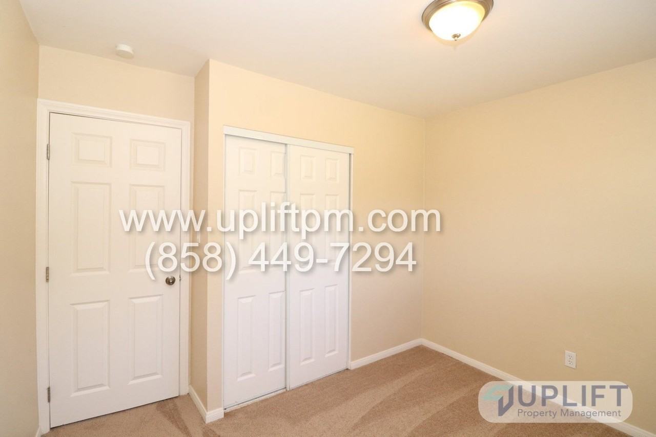 444 Foussat Rd - Photo 7 of 19