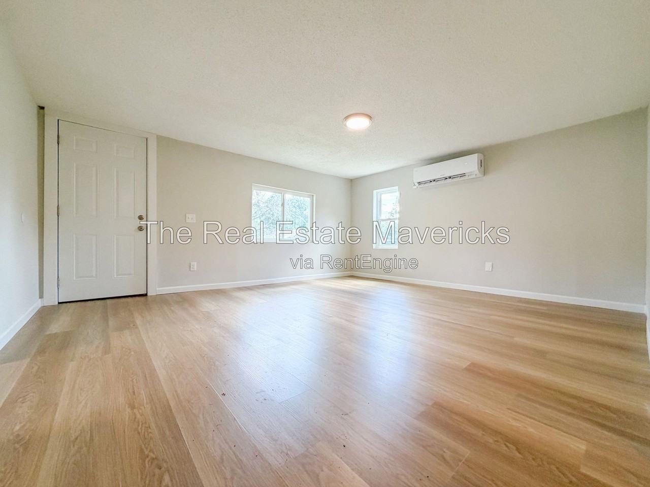 132 Edgewood St - Photo 4 of 21