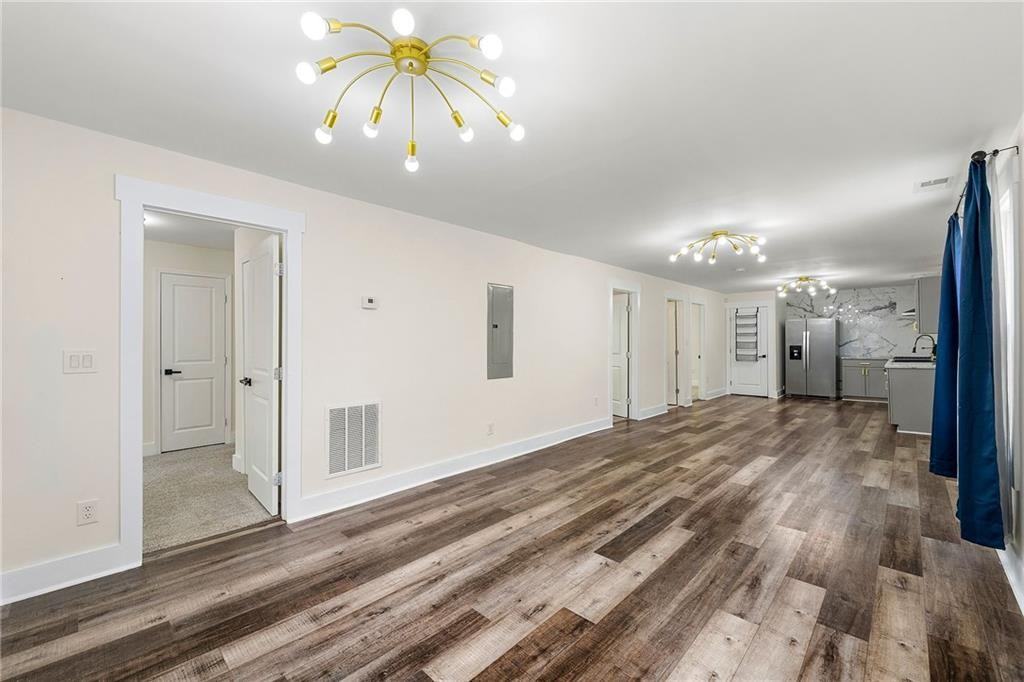 2222 Penelope St Nw - Photo 3 of 31