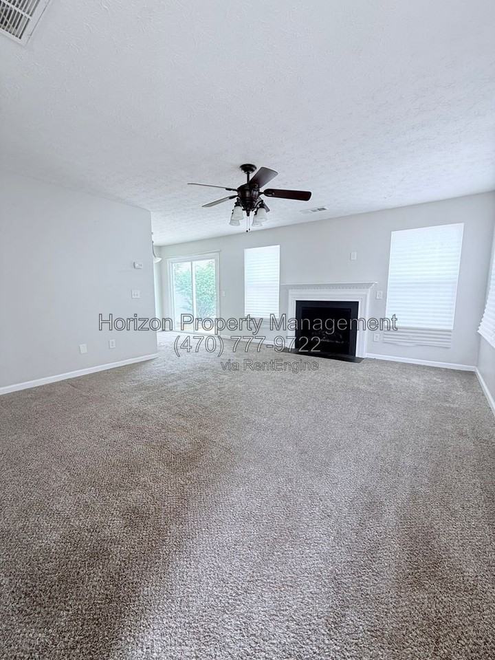 5860 Mountain Top Pl - Photo 3 of 22
