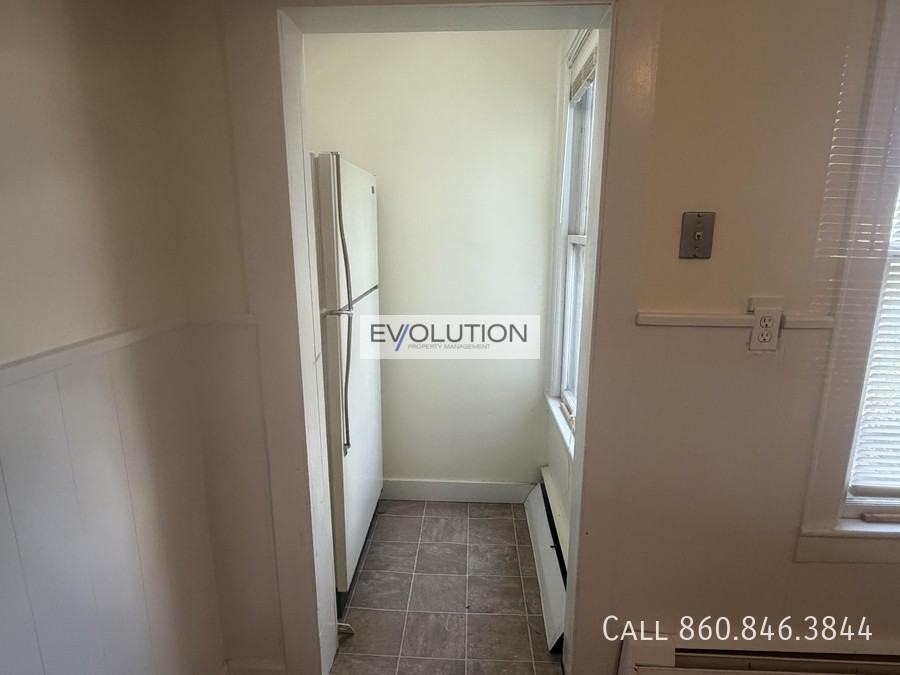 209 Pearl St #2 - Photo 6 of 15