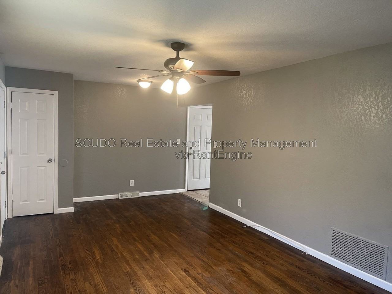 11219 Ditman Ave - Photo 5 of 16