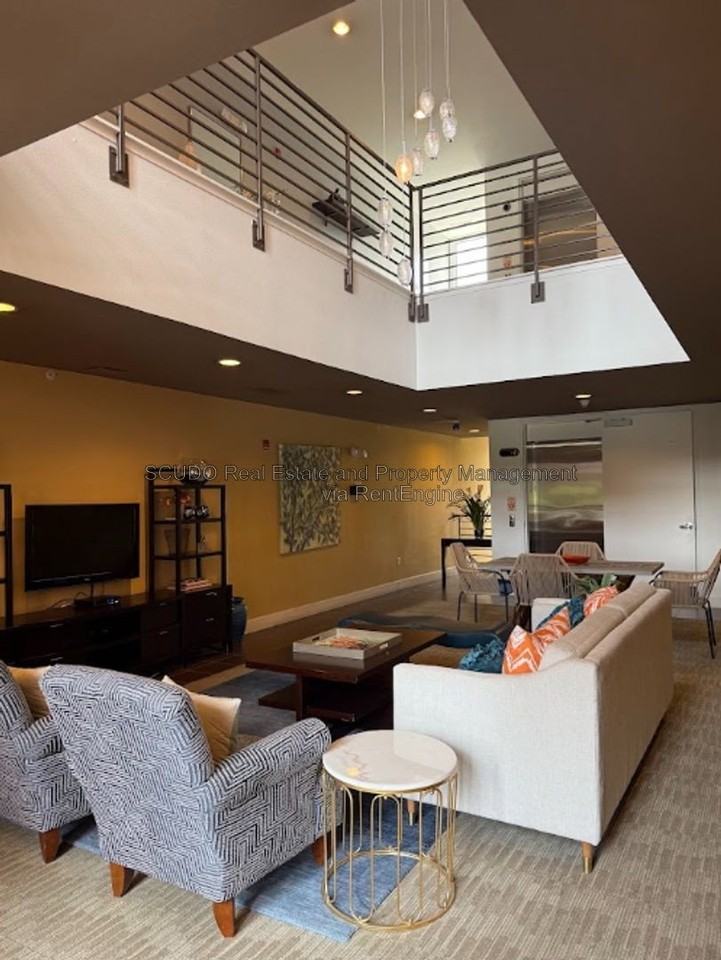 4521 Wornall Rd #103 - Photo 4 of 19