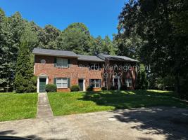 featured image of 4077 Hidden Hollow Dr #B