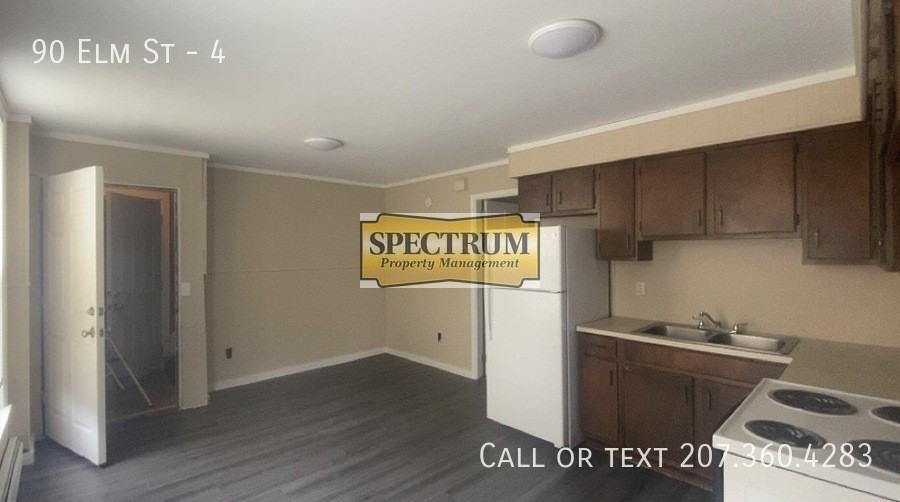 90 Elm St #4 - Photo 3 of 10