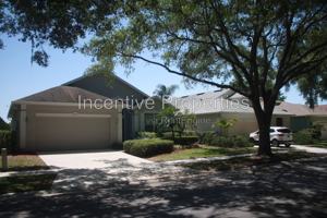 featured image of 817 Lakeworth Cir