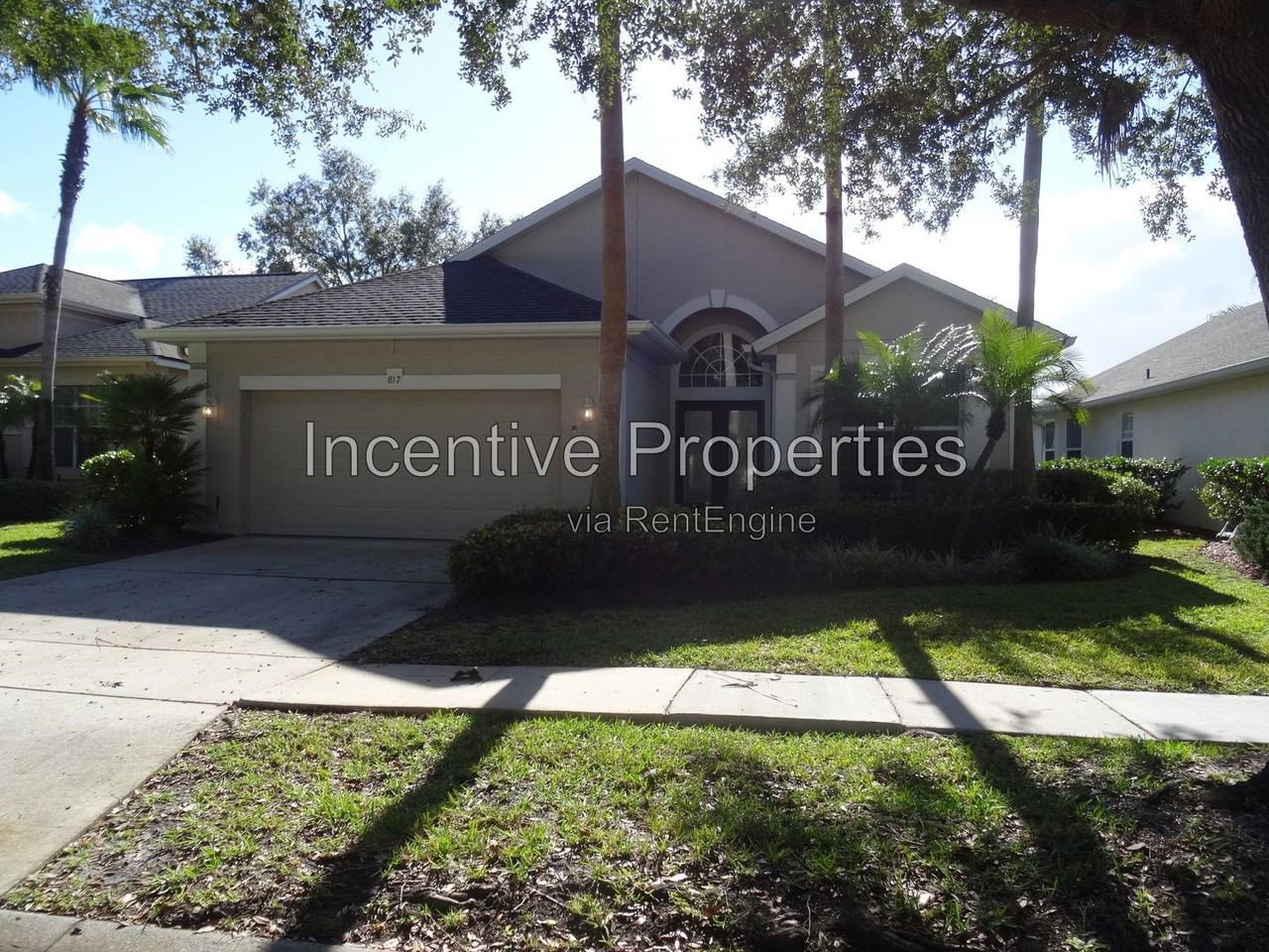 817 Lakeworth Cir - Photo 3 of 33