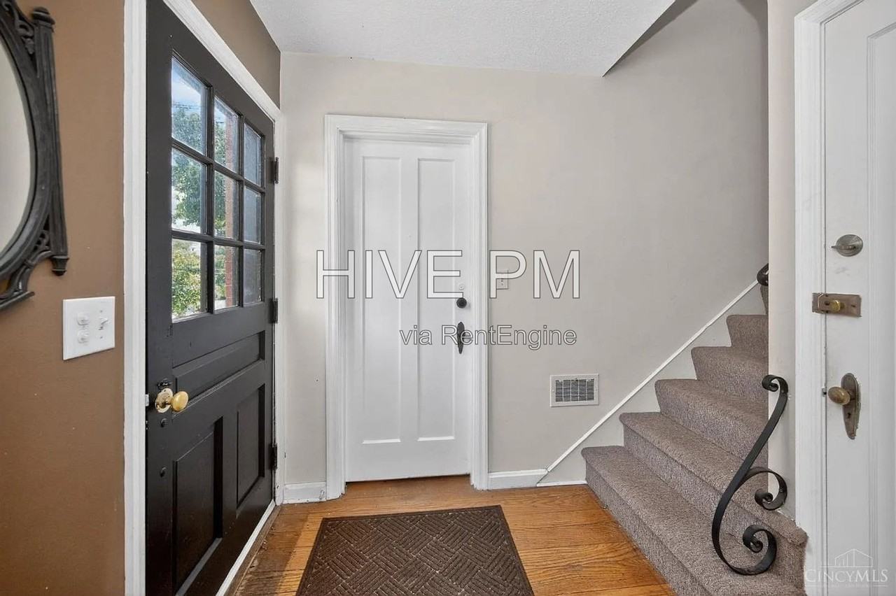 3333 S Sterling Way - Photo 4 of 25