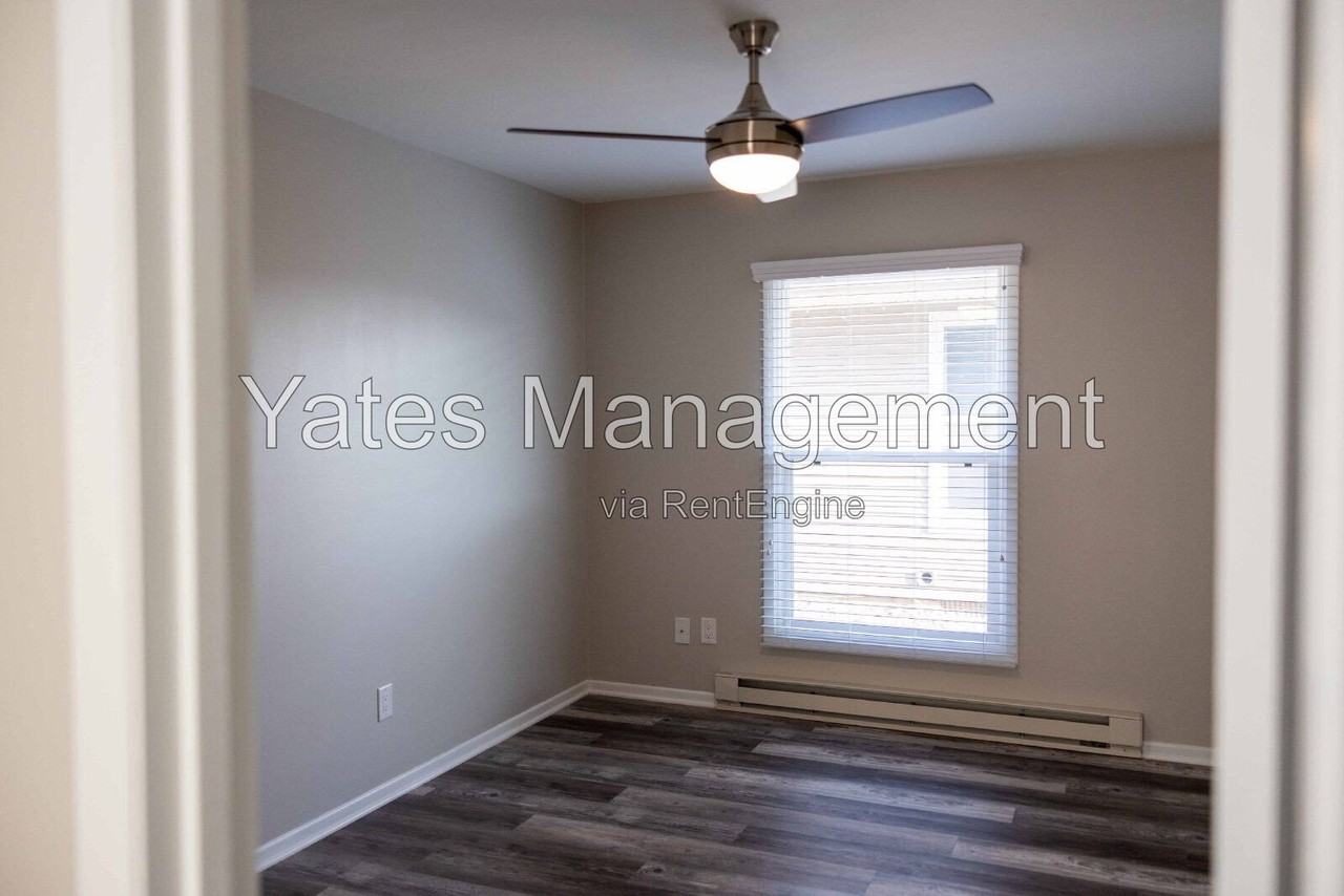 703 Fishlock Ave - Photo 6 of 17