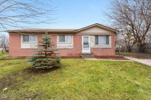 featured image of 16268 Lauren St