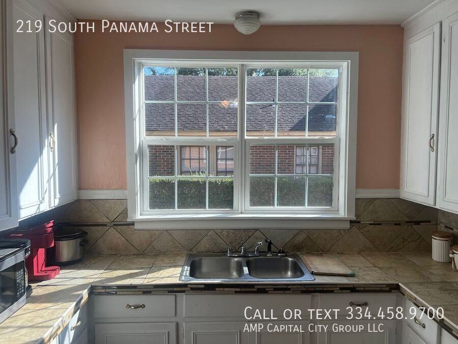 219 S Panama St - Photo 7 of 19