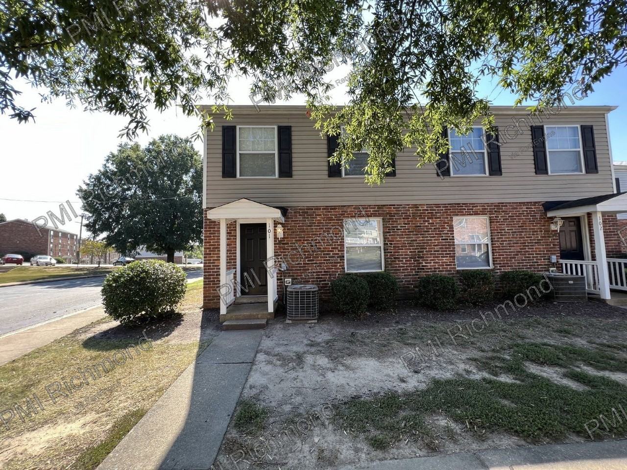 3520 E Richmond Rd #101
