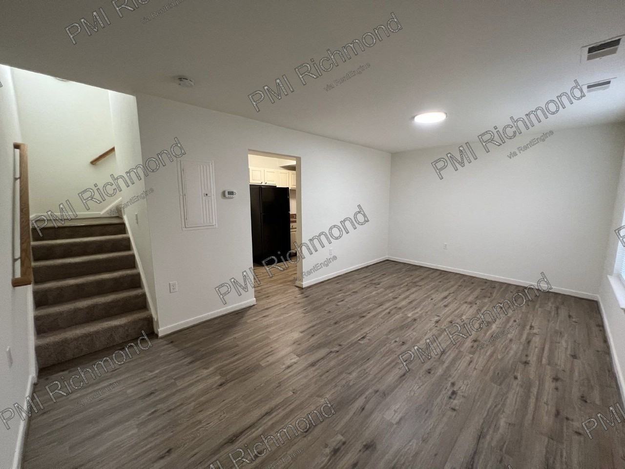 3520 E Richmond Rd #101 - Photo 4 of 36