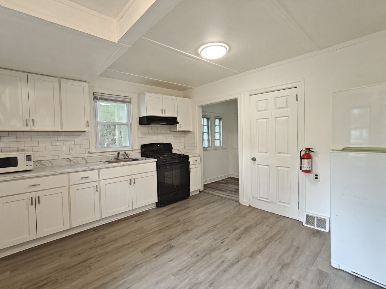 171 Canna St - Photo 7 of 18
