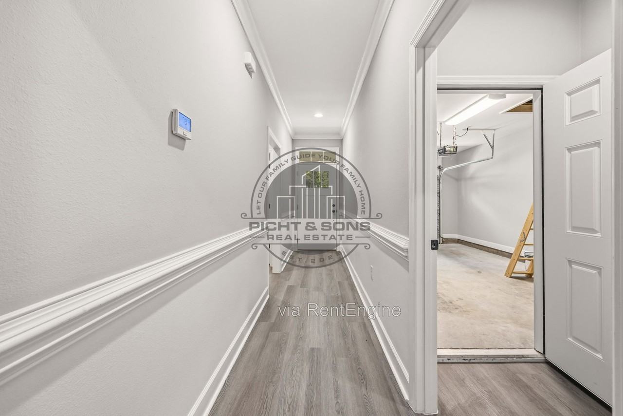 2917 Grady Rd #B - Photo 2 of 26