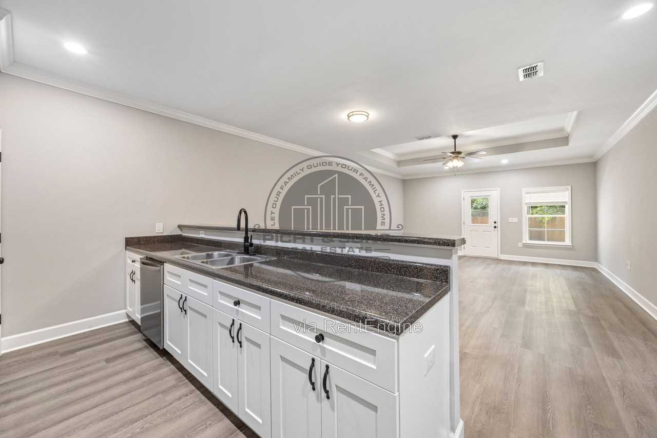 2917 Grady Rd #B - Photo 5 of 26