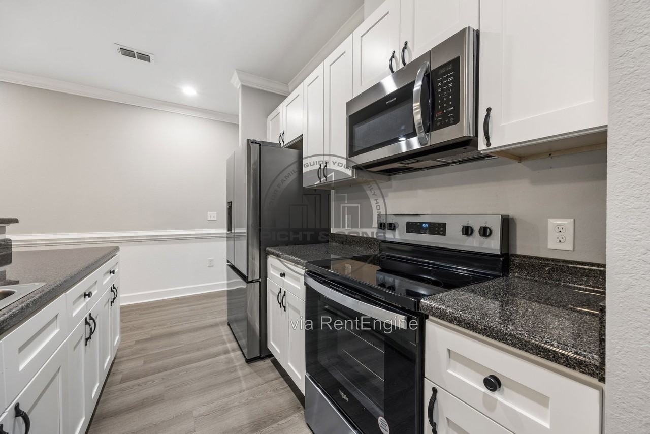 2917 Grady Rd #B - Photo 6 of 26