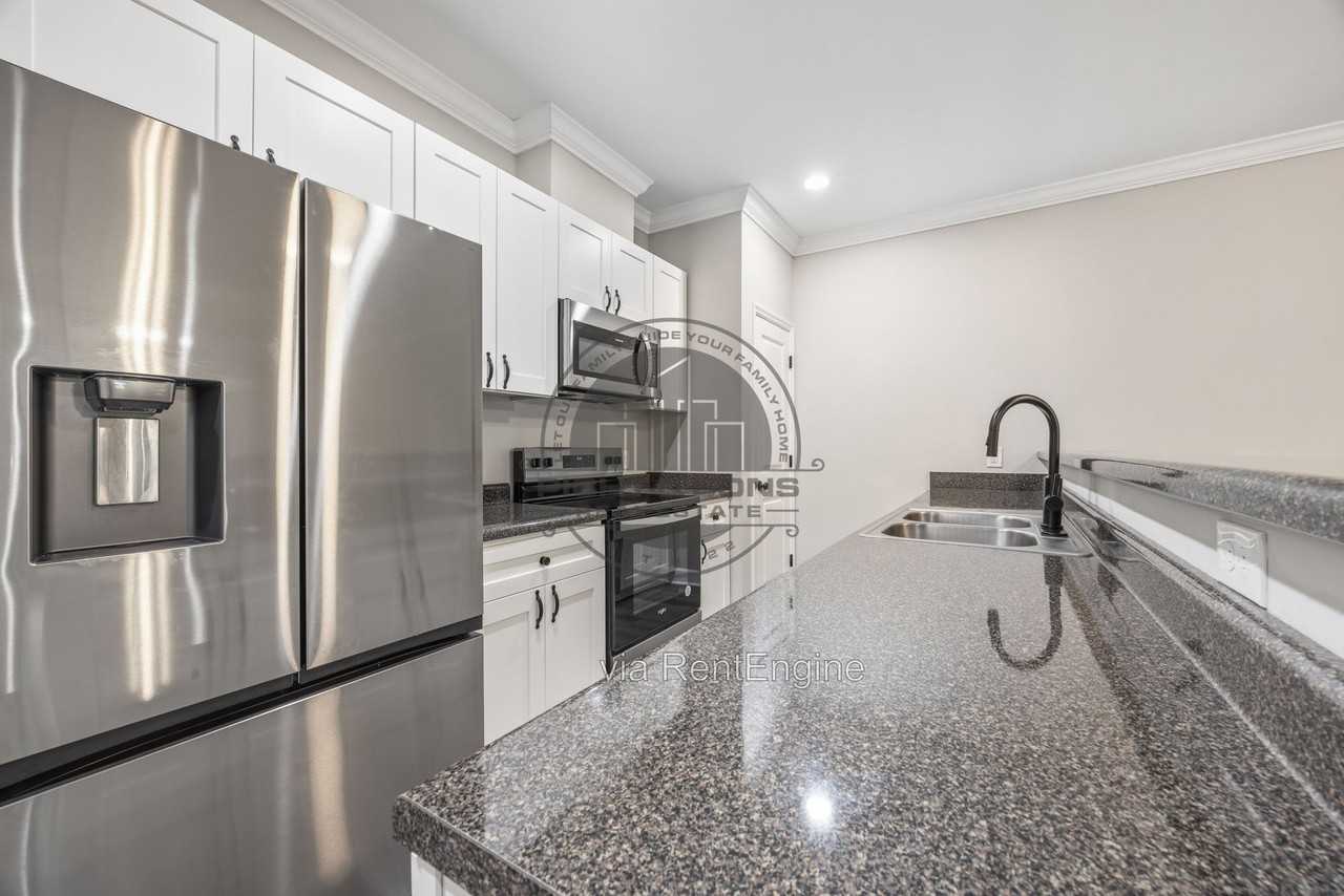 2917 Grady Rd #B - Photo 7 of 26