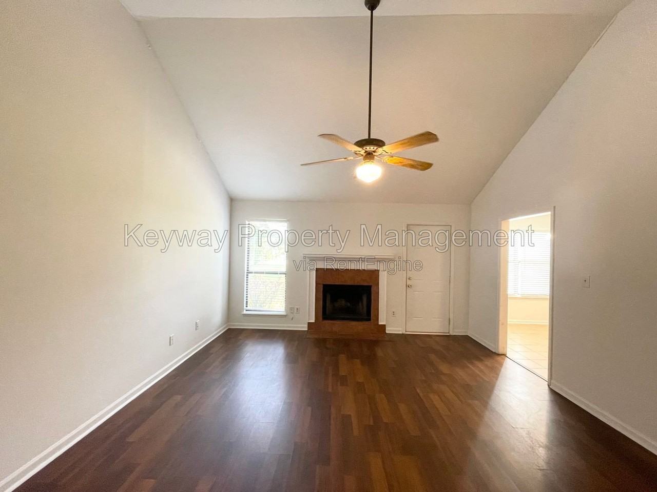 2203 Sagemont Ct - Photo 4 of 22