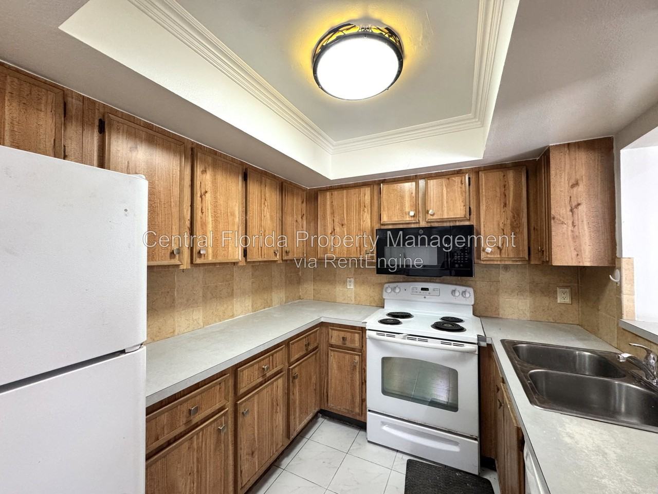 659 Elderwood Ct - Photo 7 of 23