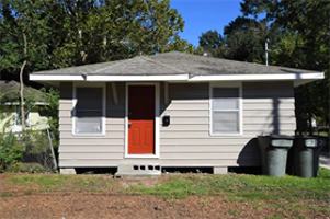 featured image of 3217 Burton St