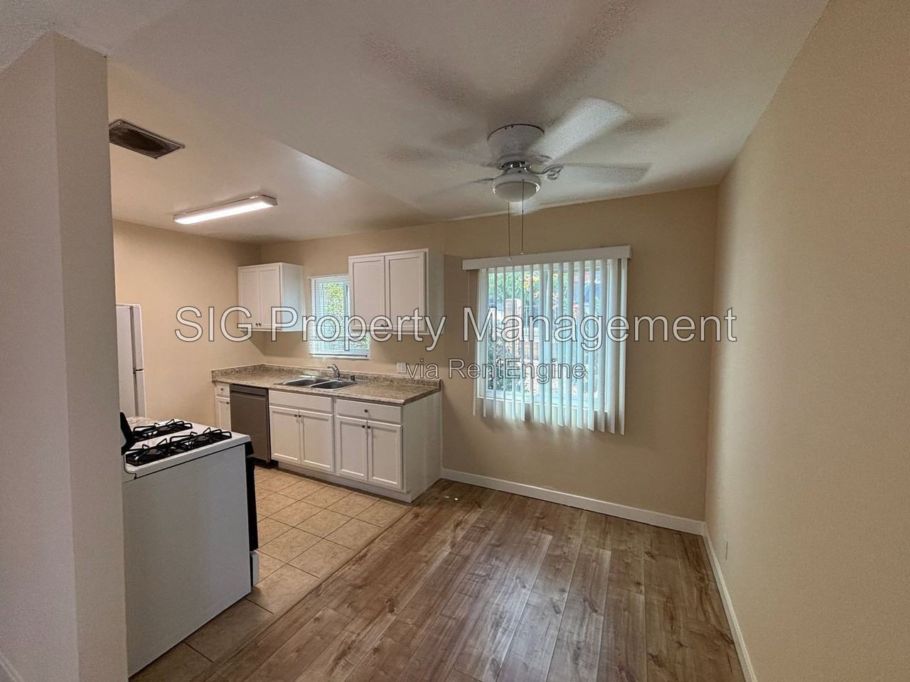10237 Commerce Ave #1 - Photo 4 of 15