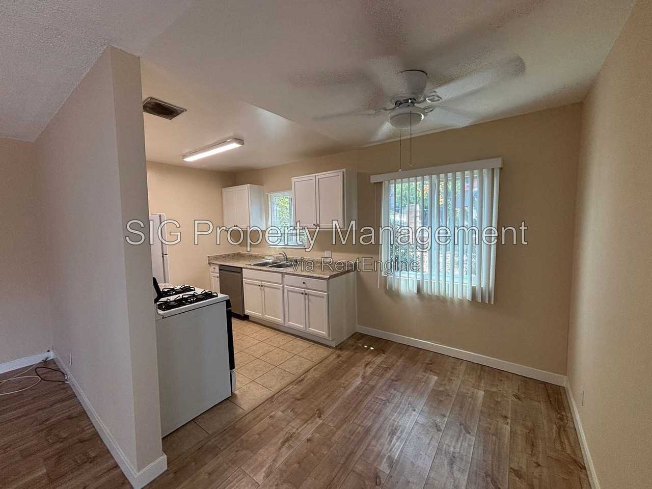 10237 Commerce Ave #1 - Photo 5 of 15