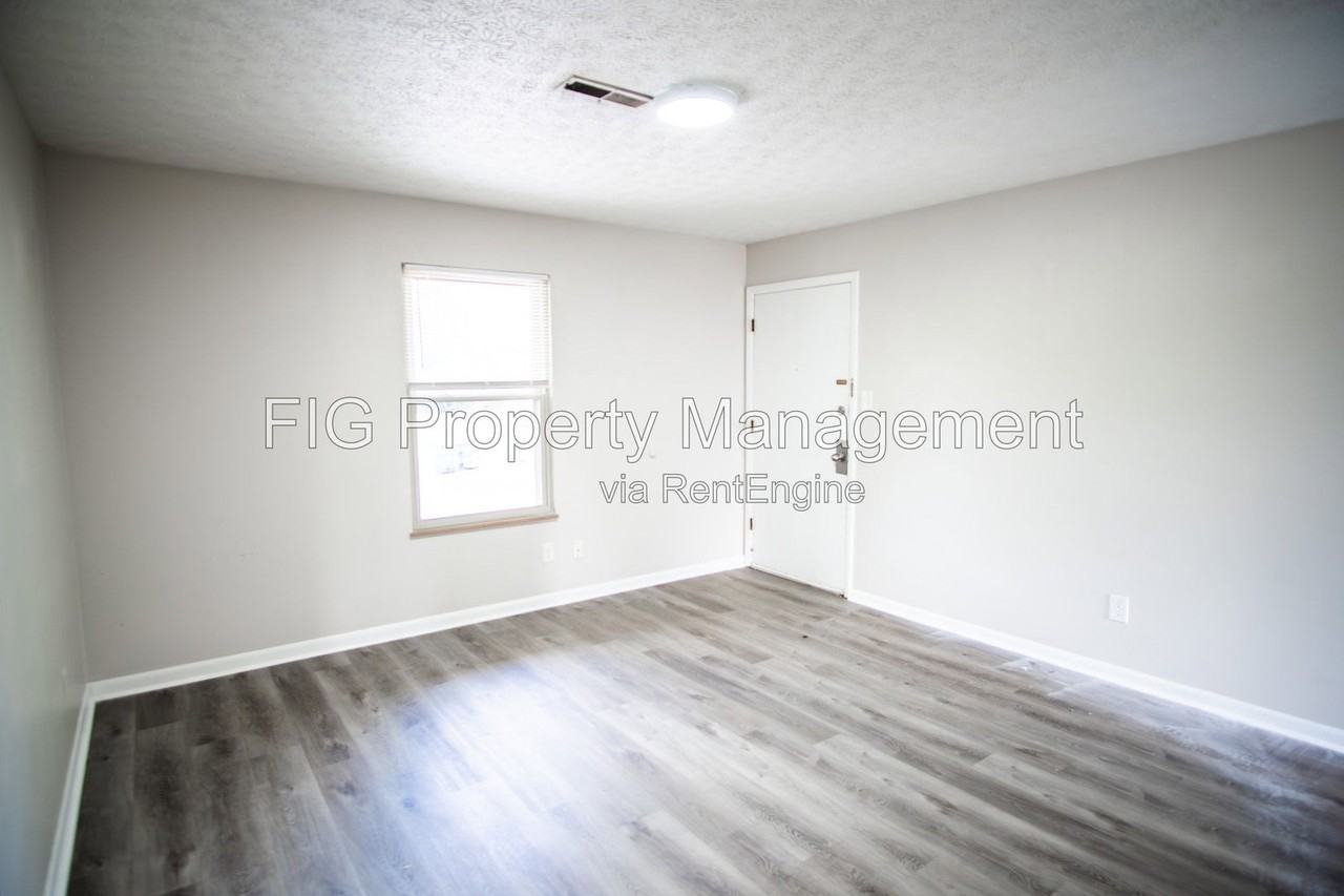 4802 Cannon Ridge Dr #C - Photo 2 of 14