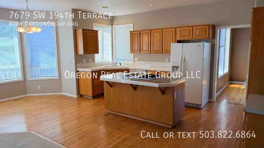 7679 Sw 194th Ter - Photo 6 of 36