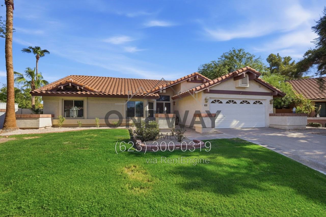1365 N Diane Cir - Photo 3 of 47