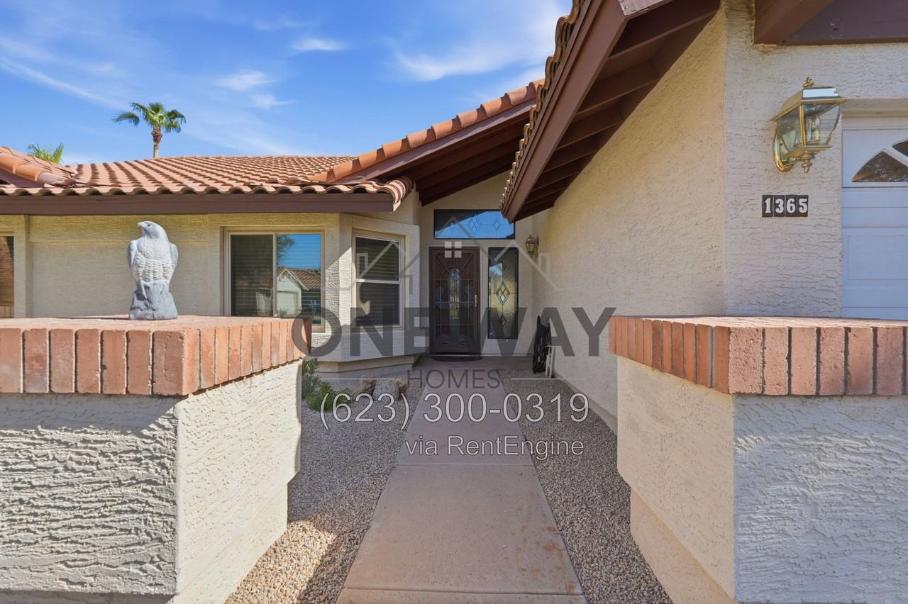 1365 N Diane Cir - Photo 4 of 47