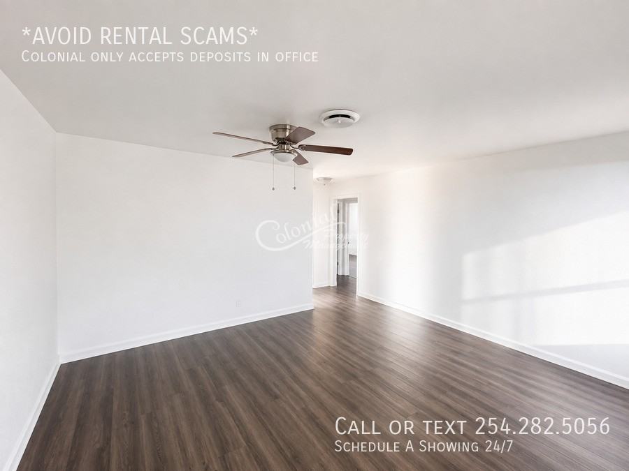 2203 Athens St - Photo 2 of 11