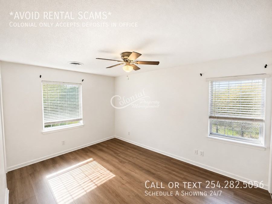 2203 Athens St - Photo 6 of 11