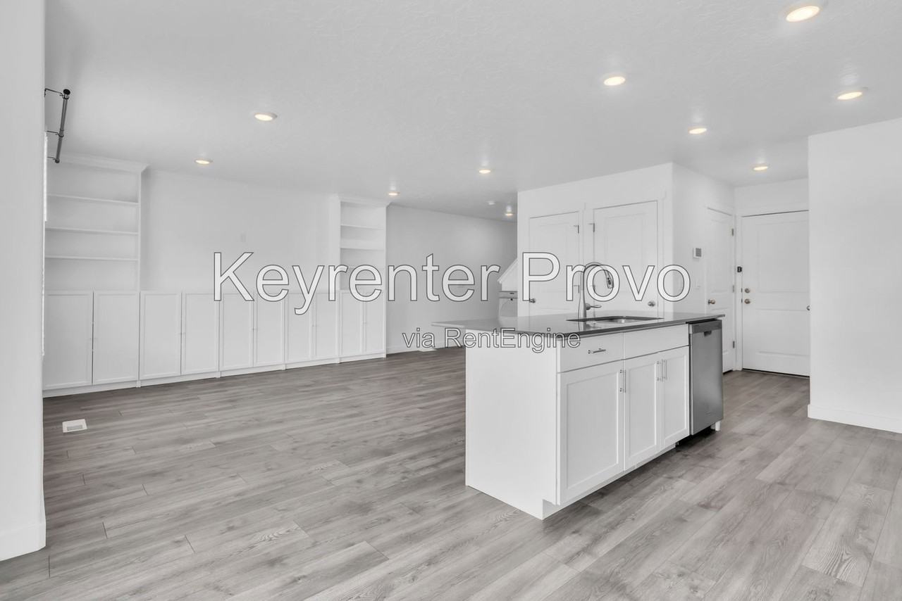 1109 W Fox Run Ave - Photo 7 of 20