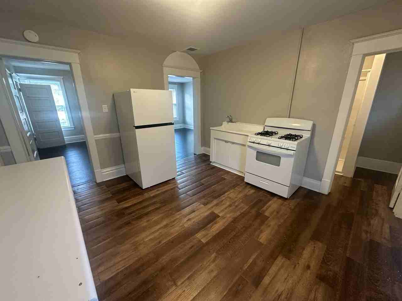 1822 7th St #4 - Photo 4 of 4