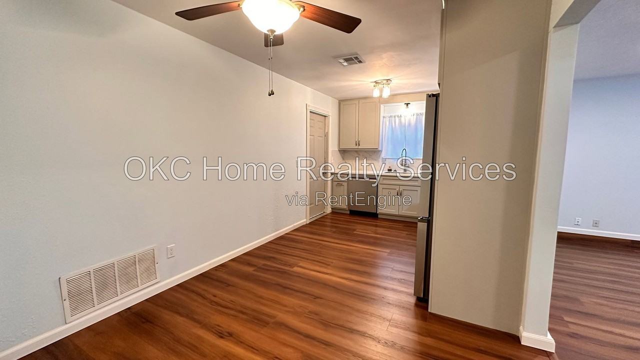 8833 Cedar Ln - Photo 3 of 21
