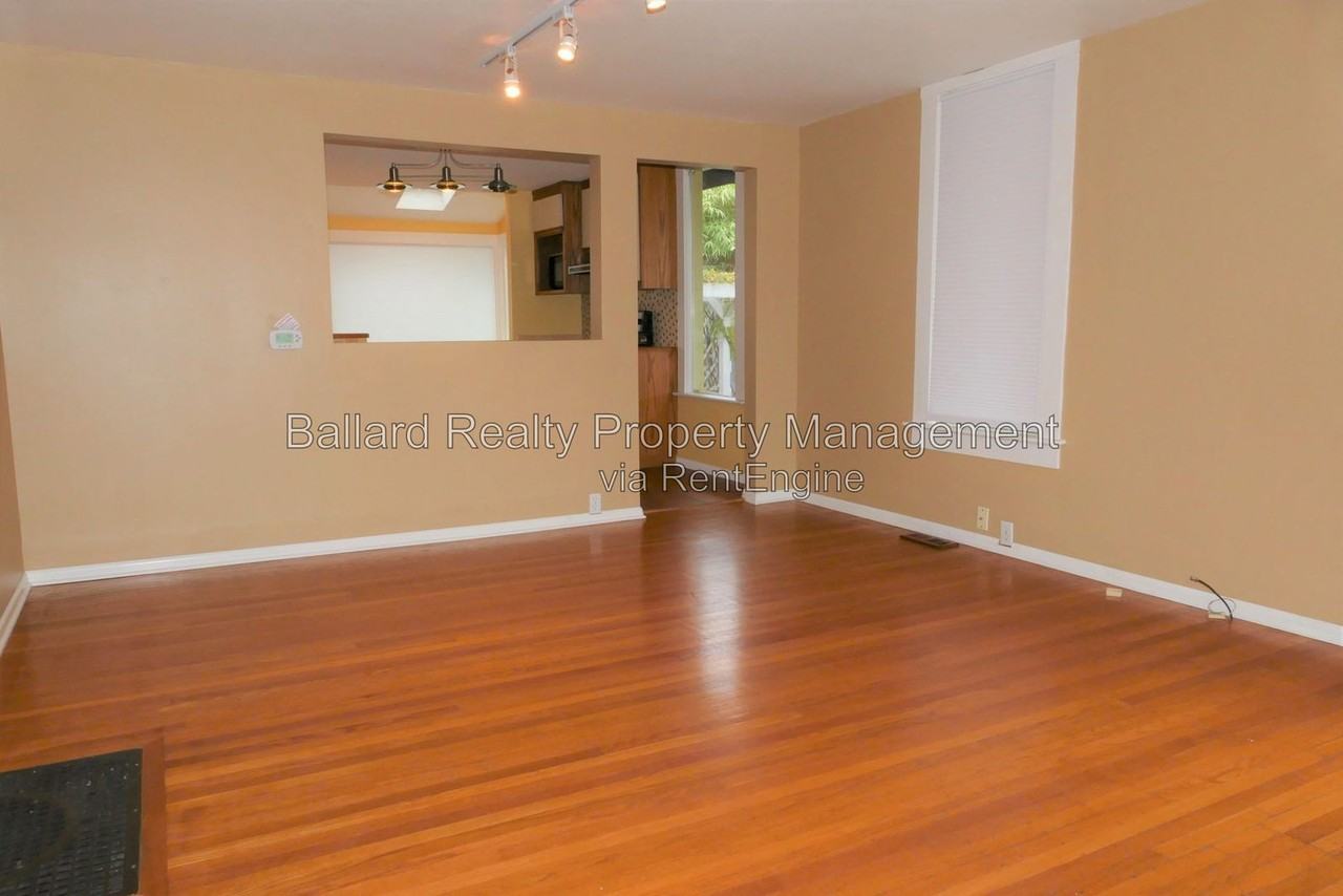 509 N 70th St - Photo 4 of 22